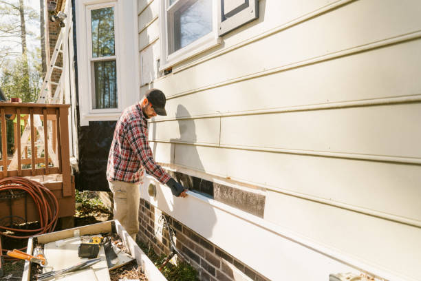 Trusted Storm Damage Siding Repair service in Lewistown, IL - Creative Siding